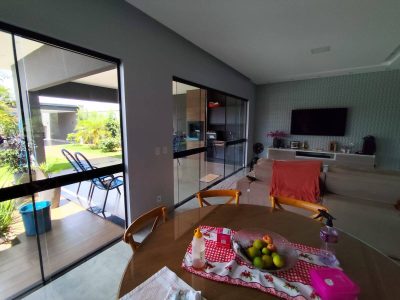 Casa, 3 quartos, 205 m² - Foto 3