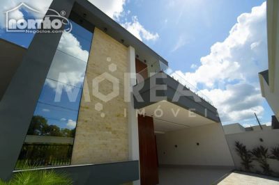 Casa, 4 quartos, 260 m² - Foto 1