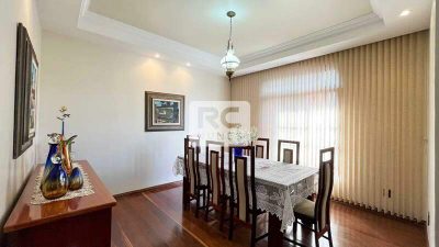 Casa, 5 quartos, 342 m² - Foto 3