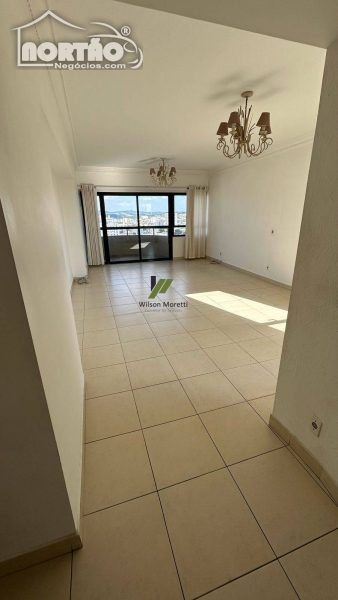 Casa, 5 quartos, 156 m² - Foto 4