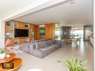 Apartamento, 4 quartos, 253 m² - Foto 1