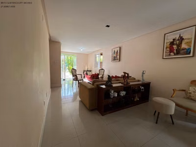 Casa, 4 quartos, 237 m² - Foto 1