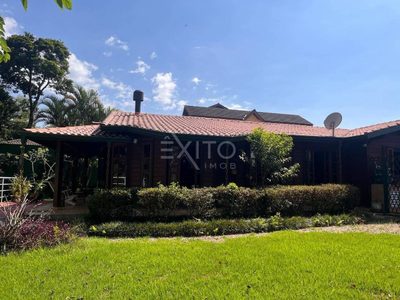 Casa, 3 quartos, 238 m² - Foto 4