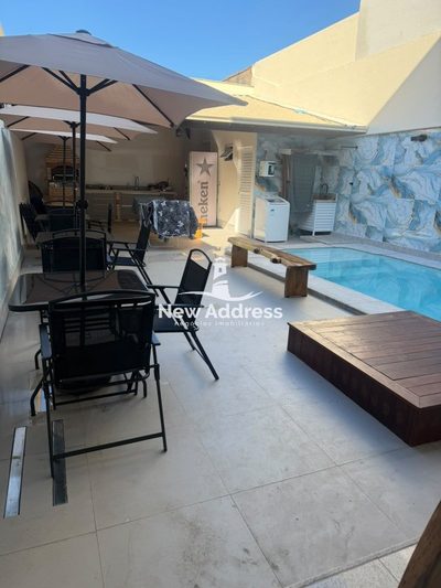 Casa, 3 quartos, 250 m² - Foto 1