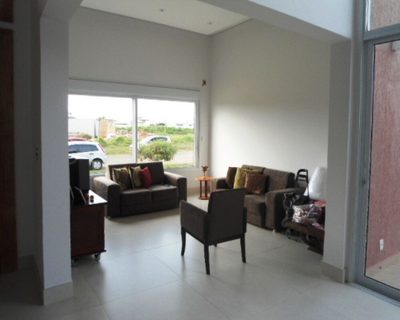 Casa, 3 quartos, 330 m² - Foto 1