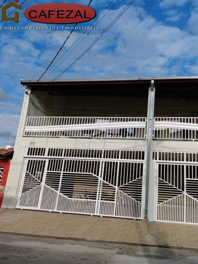 Sobrado, 3 quartos, 272 m² - Foto 1
