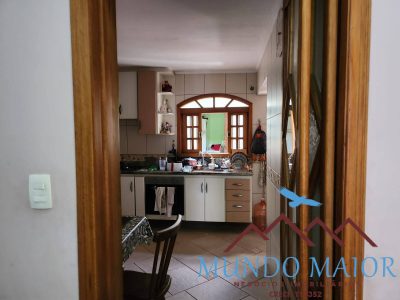 Casa, 4 quartos, 168 m² - Foto 3