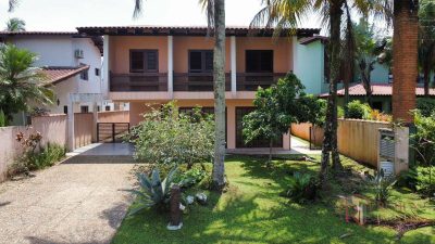 Sobrado, 3 quartos, 250 m² - Foto 1
