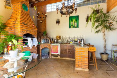 Casa, 4 quartos, 347 m² - Foto 2