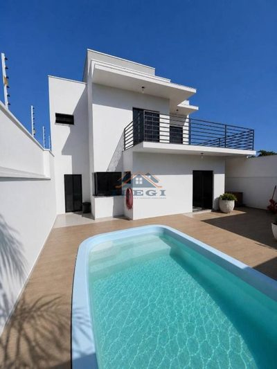 Casa, 3 quartos, 134 m² - Foto 1
