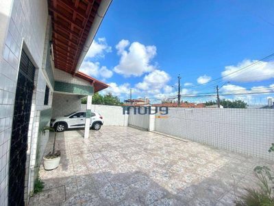 Casa, 4 quartos, 257 m² - Foto 3