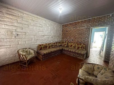 Casa, 3 quartos, 211 m² - Foto 2