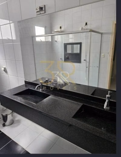 Casa, 3 quartos, 245 m² - Foto 3