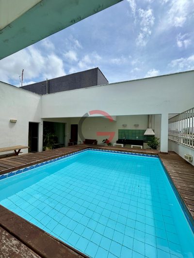 Cobertura, 3 quartos, 240 m² - Foto 2