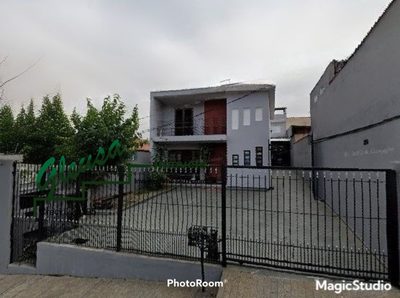 Casa, 5 quartos, 227 m² - Foto 1