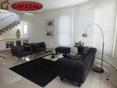 Casa, 4 quartos, 488 m² - Foto 1