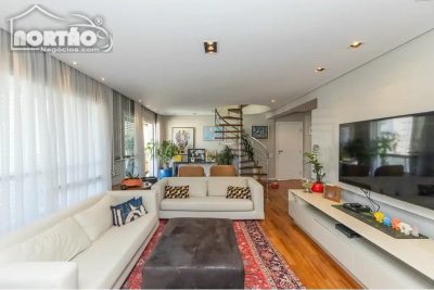 Casa, 4 quartos, 467 m² - Foto 1