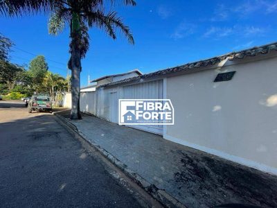 Casa, 3 quartos, 274 m² - Foto 2