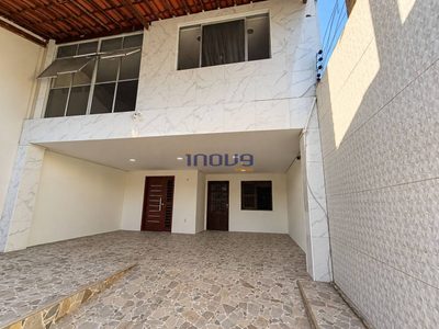 Casa, 4 quartos, 224 m² - Foto 1
