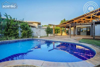 Casa, 6 quartos, 392 m² - Foto 3