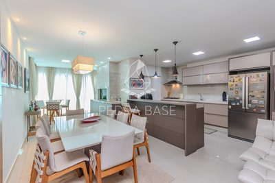 Apartamento, 3 quartos, 135 m² - Foto 1