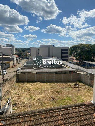 Casa, 4 quartos, 240 m² - Foto 4