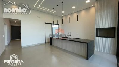 Casa, 3 quartos, 223 m² - Foto 1