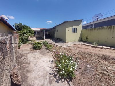 Casa, 4 quartos, 130 m² - Foto 1