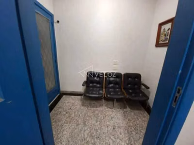 Apartamento, 3 quartos, 106 m² - Foto 1