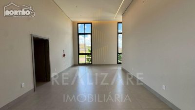 Casa, 1 quarto, 214 m² - Foto 2