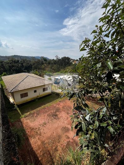 Sítio, 3 quartos, 900 m² - Foto 1