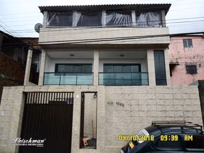 Casa, 4 quartos, 236 m² - Foto 1