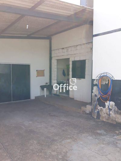 Depósito-Galpão, 345 m² - Foto 1