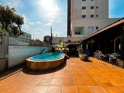 Sobrado, 6 quartos, 200 m² - Foto 2