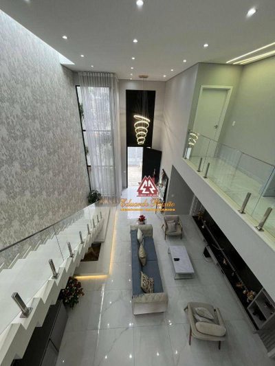 Sobrado, 4 quartos, 320 m² - Foto 1