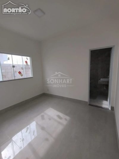 Casa, 2 quartos, 69 m² - Foto 4