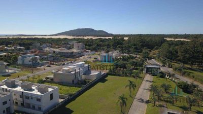 Loteamento e Condomínio, 400 m² - Foto 1
