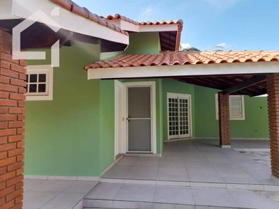 Casa, 3 quartos, 243 m² - Foto 2