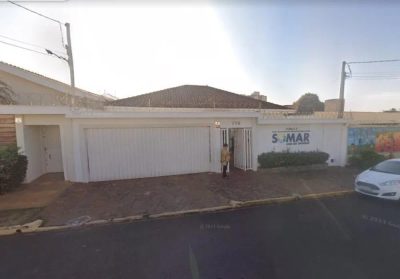 Casa, 4 quartos, 362 m² - Foto 1
