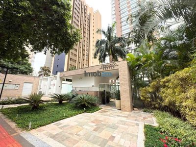 Apartamento, 3 quartos, 132 m² - Foto 1