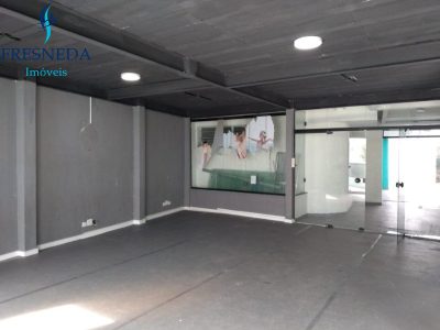 Sobrado, 3 quartos, 300 m² - Foto 1