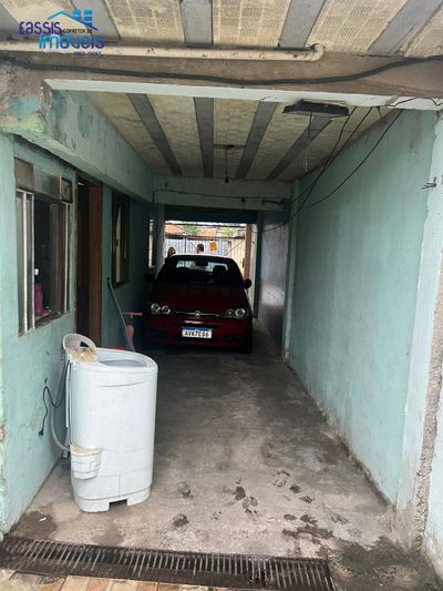 Casa, 6 quartos, 135 m² - Foto 3