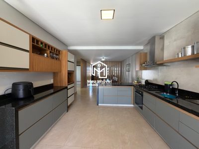 Casa, 3 quartos, 220 m² - Foto 1