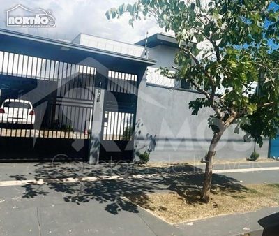 Casa, 3 quartos, 130 m² - Foto 2