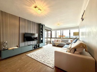Apartamento, 3 quartos, 119 m² - Foto 1