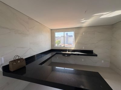 Cobertura, 3 quartos, 220 m² - Foto 1