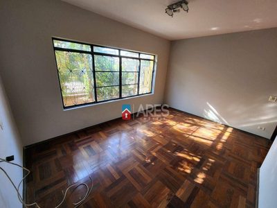 Casa, 4 quartos, 167 m² - Foto 1
