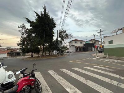 Casa, 4 quartos, 309 m² - Foto 1