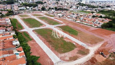 Loteamento e Condomínio, 176 m² - Foto 1