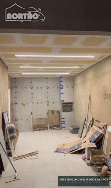 Casa, 5 quartos, 150 m² - Foto 1